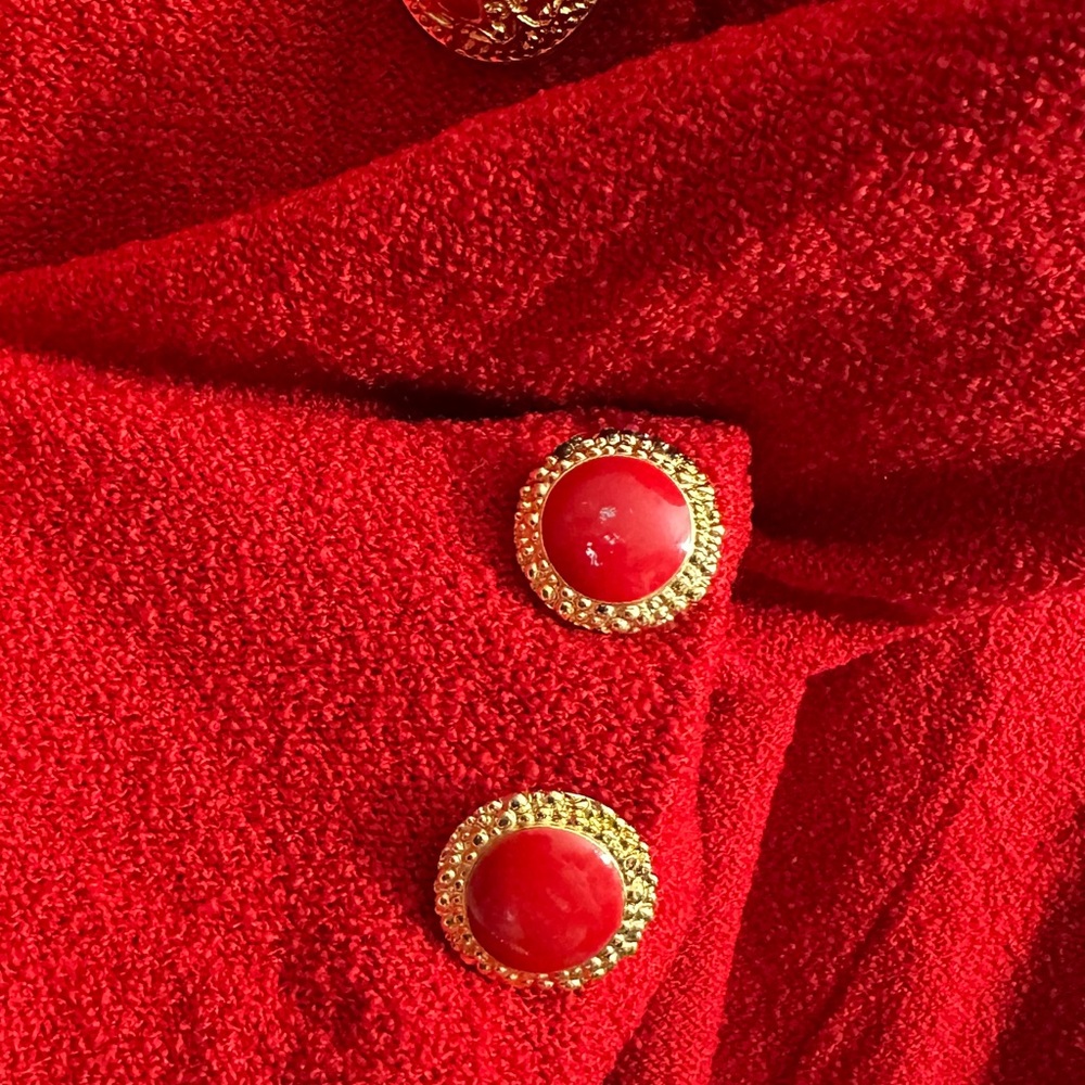 St. John Collection Red Knit Long Coat Gold Buttons Size 12 - Picture 11 of 12